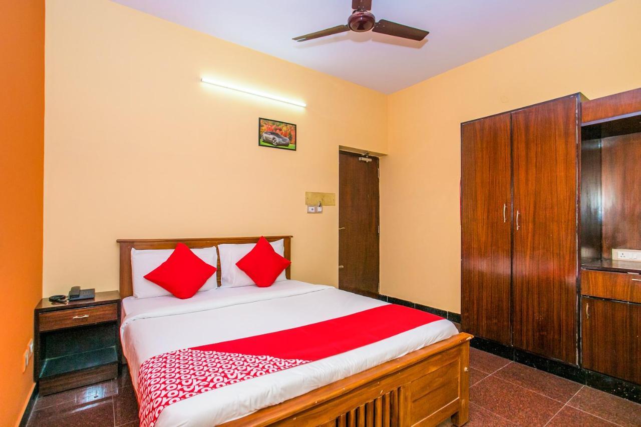 Priyanka Residency Hotel Bangalore Bagian luar foto