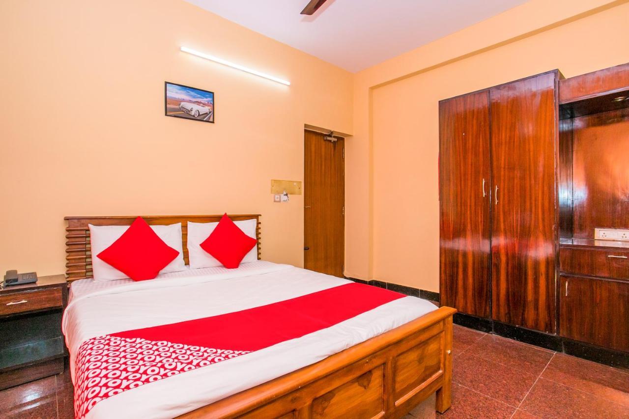 Priyanka Residency Hotel Bangalore Bagian luar foto