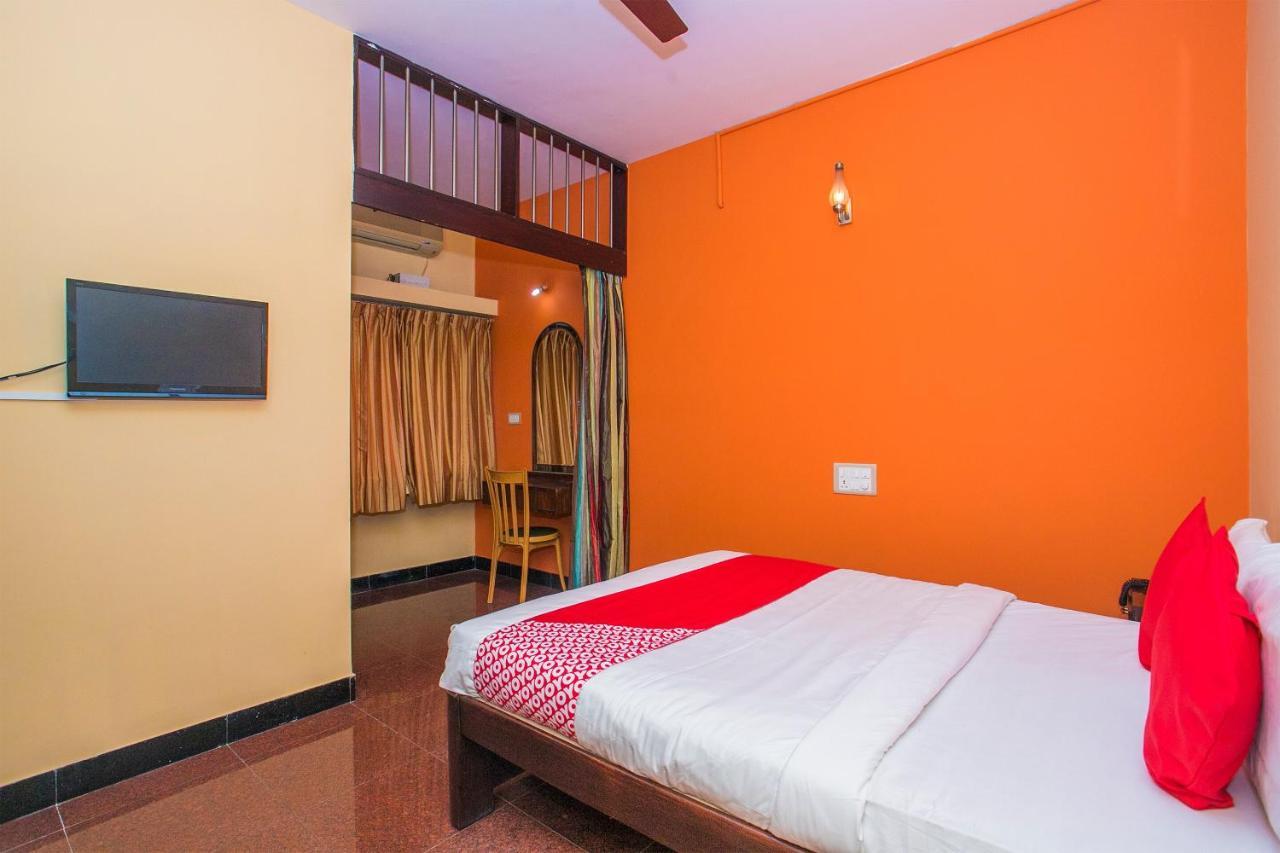 Priyanka Residency Hotel Bangalore Bagian luar foto